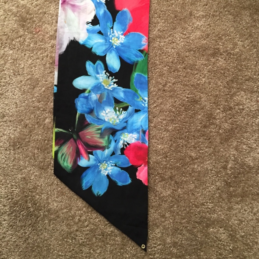 Ted Baker Black Floral Secret Trellis Scarf